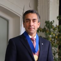 Imagen de la noticia: Sergio Mena Jara fue investido como Rector de la Universidad Gabriela Mistral