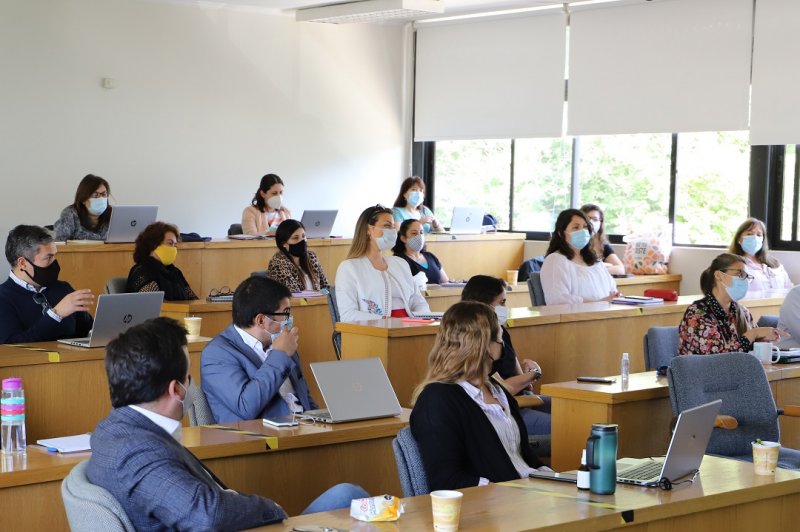 Foto 2 de 7: Directores y coordinadores UGM participan en jornadas de capacitación
