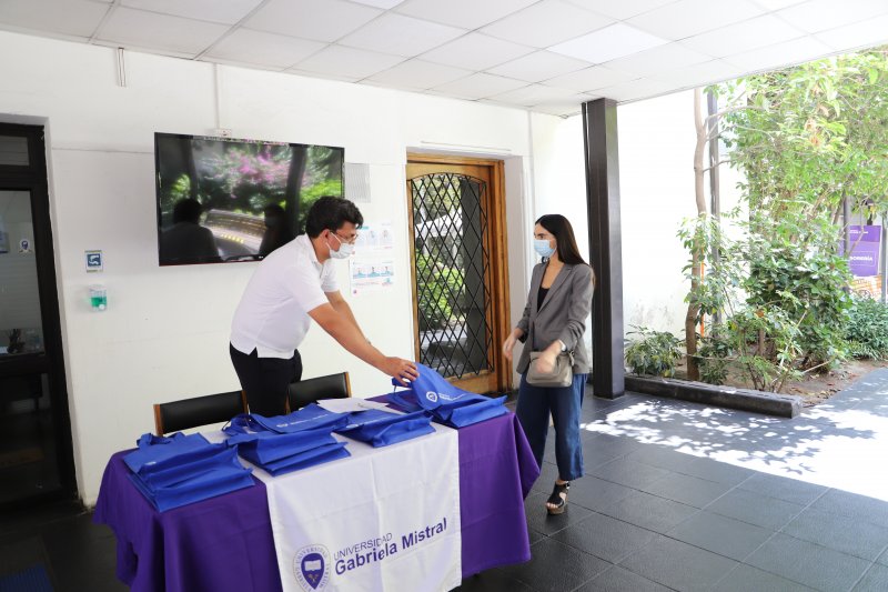 Foto 1 de 4: UGM realiza actividad presencial con estudiantes nuevos luego de un año de clases a distancia