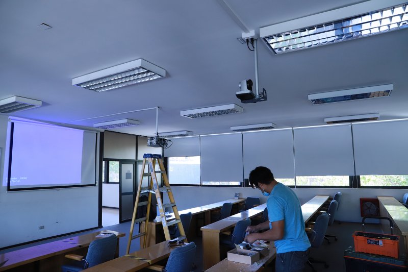 Foto 2 de 3: UGM habilita salas híbridas para realizar clases