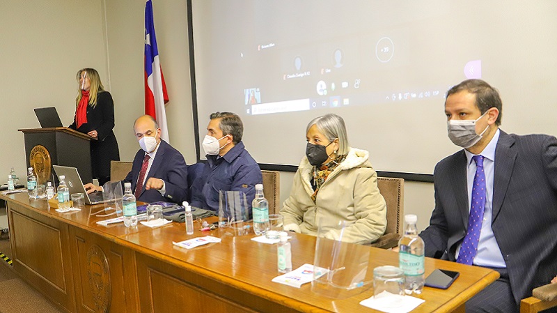 Foto 1 de 10: Universidad Gabriela Mistral realizó Jornada de Acreditación Institucional 2021
