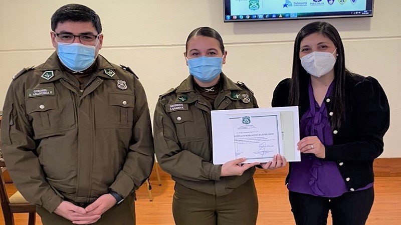 Foto 5 de 7: Estudiantes de Enfermería UGM participan en capacitación en primeros auxilios a Carabineros