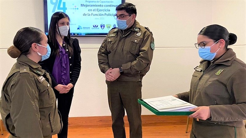 Foto 7 de 7: Estudiantes de Enfermería UGM participan en capacitación en primeros auxilios a Carabineros