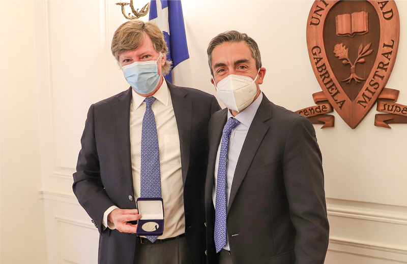 Imagen de la noticia: Cristián Florence: “La Universidad me entregó una formación integral y en valores, fundamental para cualquier carrera”