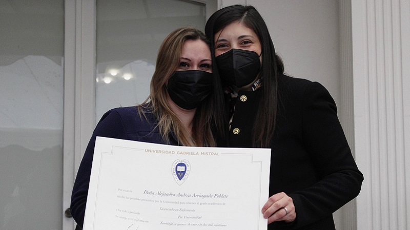Foto 6 de 99: Galería de fotos Ceremonia de Titulación: Escuela de Ciencias de la Salud (primera ceremonia 09.30 horas)