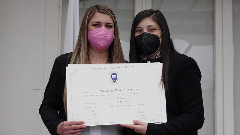Foto 10 de 99: Galería de fotos Ceremonia de Titulación: Escuela de Ciencias de la Salud (primera ceremonia 09.30 horas)
