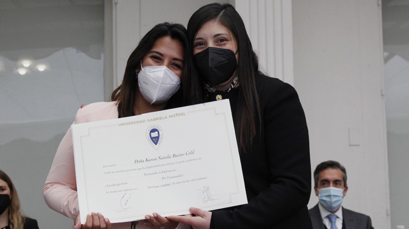 Foto 16 de 99: Galería de fotos Ceremonia de Titulación: Escuela de Ciencias de la Salud (primera ceremonia 09.30 horas)