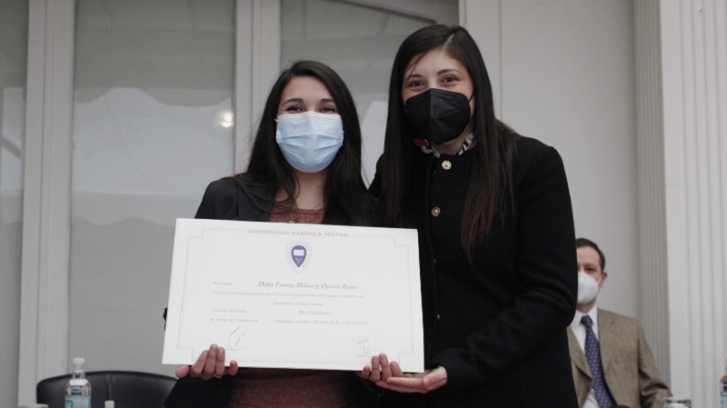 Foto 53 de 99: Galería de fotos Ceremonia de Titulación: Escuela de Ciencias de la Salud (primera ceremonia 09.30 horas)