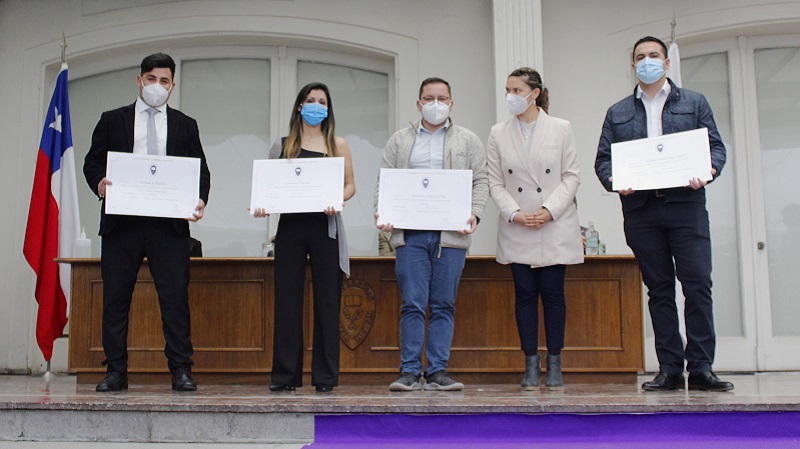 Foto 24 de 81: Galería de fotos Ceremonia de Titulación: Escuela de Ciencias de la Salud (segunda ceremonia 12.30 horas)