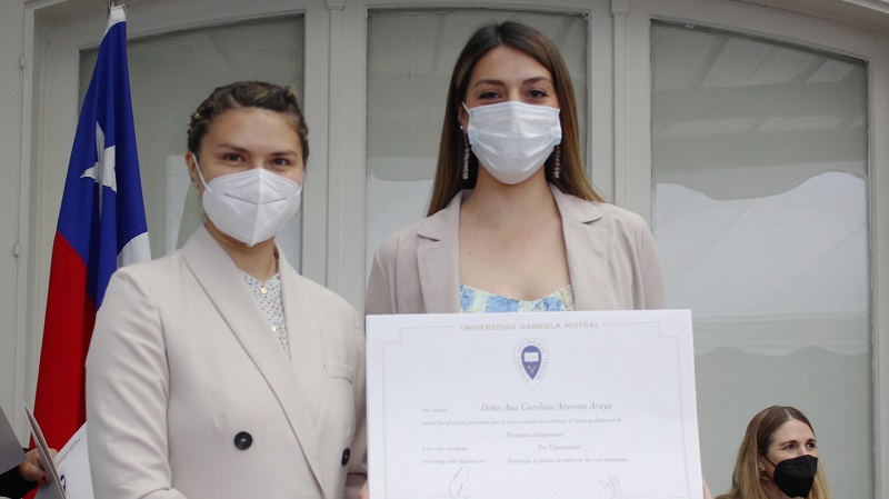 Foto 25 de 81: Galería de fotos Ceremonia de Titulación: Escuela de Ciencias de la Salud (segunda ceremonia 12.30 horas)