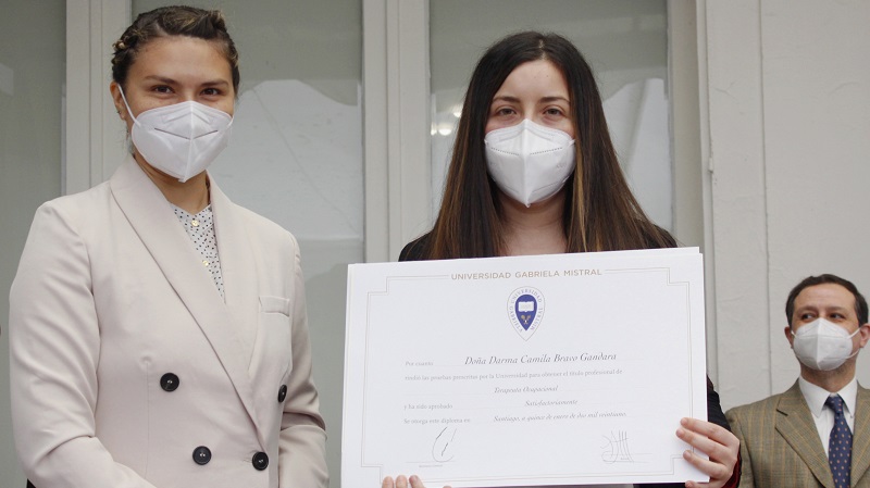 Foto 27 de 81: Galería de fotos Ceremonia de Titulación: Escuela de Ciencias de la Salud (segunda ceremonia 12.30 horas)