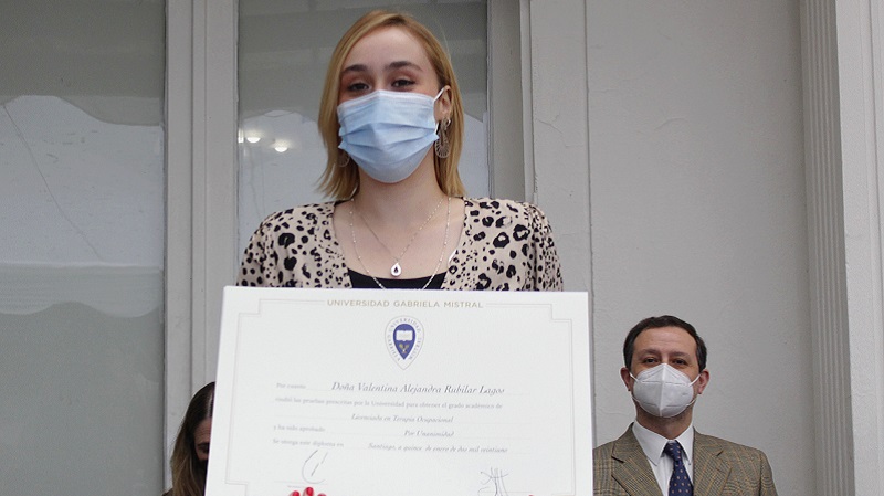 Foto 41 de 81: Galería de fotos Ceremonia de Titulación: Escuela de Ciencias de la Salud (segunda ceremonia 12.30 horas)
