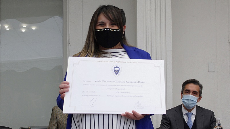 Foto 43 de 81: Galería de fotos Ceremonia de Titulación: Escuela de Ciencias de la Salud (segunda ceremonia 12.30 horas)