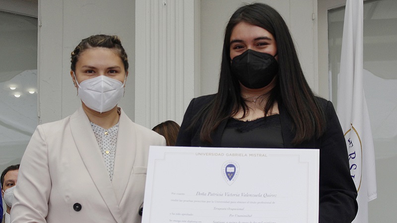 Foto 44 de 81: Galería de fotos Ceremonia de Titulación: Escuela de Ciencias de la Salud (segunda ceremonia 12.30 horas)