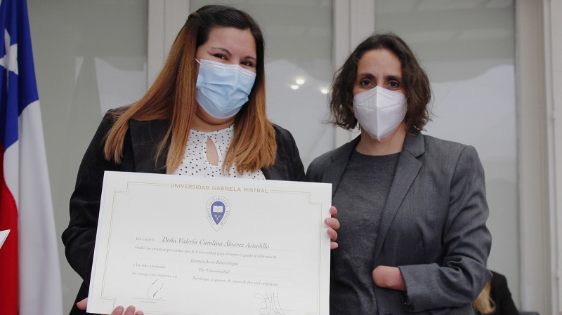 Foto 51 de 81: Galería de fotos Ceremonia de Titulación: Escuela de Ciencias de la Salud (segunda ceremonia 12.30 horas)
