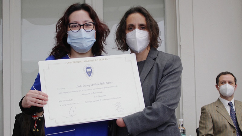 Foto 56 de 81: Galería de fotos Ceremonia de Titulación: Escuela de Ciencias de la Salud (segunda ceremonia 12.30 horas)