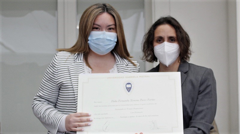 Foto 66 de 81: Galería de fotos Ceremonia de Titulación: Escuela de Ciencias de la Salud (segunda ceremonia 12.30 horas)