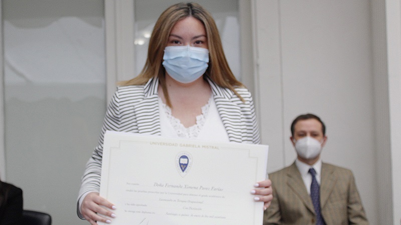 Foto 67 de 81: Galería de fotos Ceremonia de Titulación: Escuela de Ciencias de la Salud (segunda ceremonia 12.30 horas)