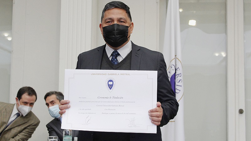 Foto 59 de 93: Galería de fotos Ceremonia de Titulación: Escuela de Negocios y Tecnología