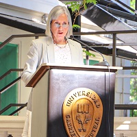 Imagen de la noticia: UGM realizó ceremonia de entrega del Premio a la Excelencia Académica