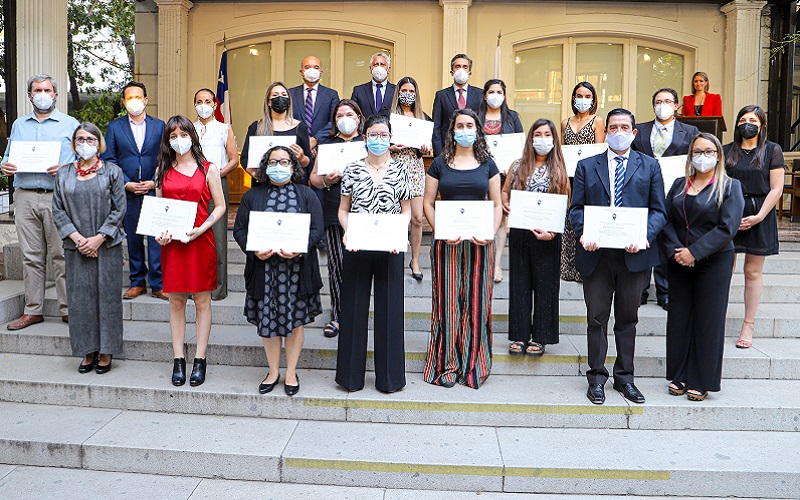 Imagen de la noticia: Universidad Gabriela Mistral realizó ceremonia de titulación de sus programas de postgrado