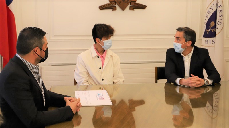 Foto 3 de 9: Estudiante de Arquitectura UGM se adjudicó beca académica para apoyar sus estudios