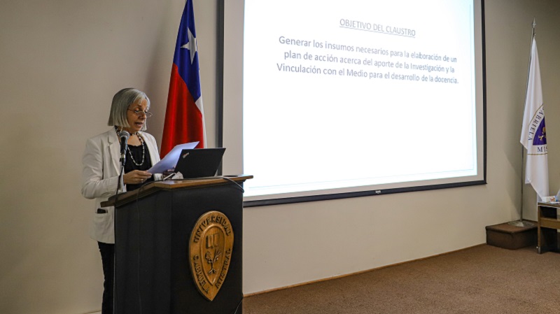 Foto 7 de 28: U. Gabriela Mistral realizó Claustro Académico 2021 para reflexionar sobre los aportes de la Investigación y la Vinculación con el Medio a la docencia
