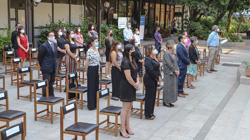 Foto 1 de 31: Universidad Gabriela Mistral realizó ceremonia de titulación de sus programas de postgrado