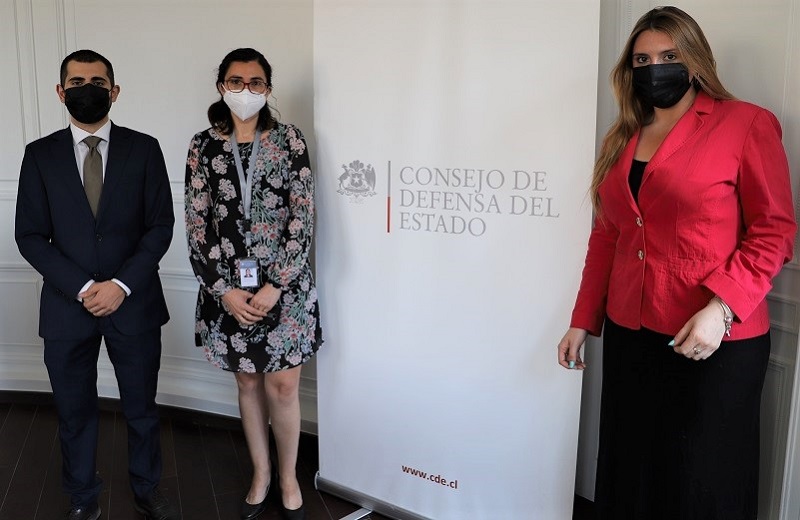 Imagen de la noticia: Estudiantes de Derecho UGM realizan pasantía en el Consejo de Defensa del Estado