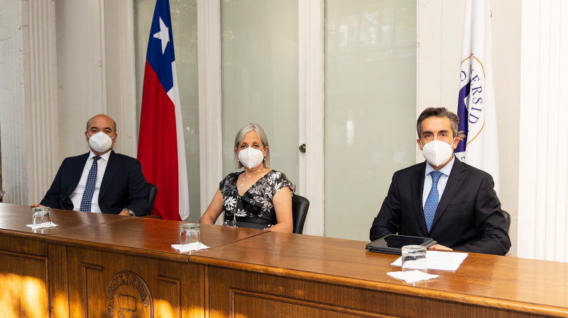 Foto 3 de 61: UGM realizó ceremonias de titulación correspondientes al Año Académico 2021