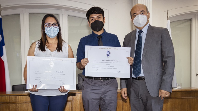 Foto 39 de 61: UGM realizó ceremonias de titulación correspondientes al Año Académico 2021