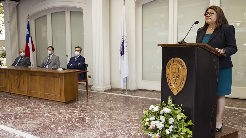 Foto 63 de 71: Galería de fotos Ceremonia de Titulación Escuela de Ciencias de la Salud (Segunda Parte)