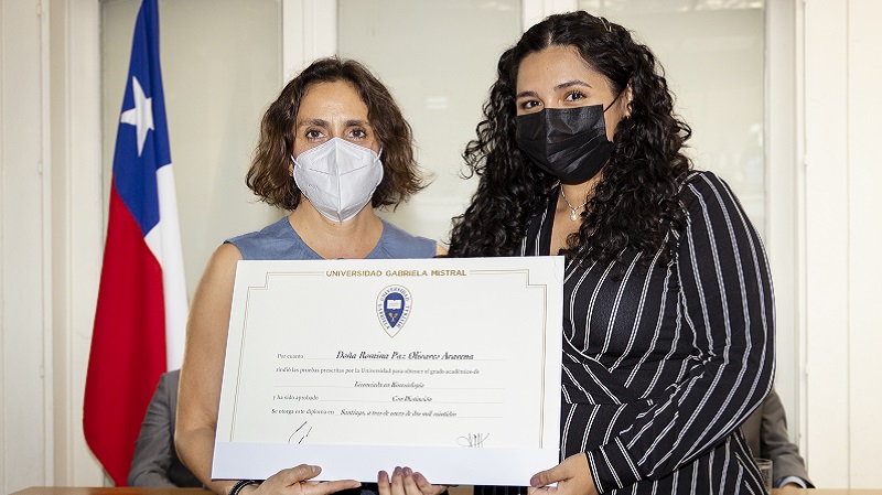 Foto 12 de 72: Galería de fotos Ceremonia de Titulación Escuela de Ciencias de la Salud (Primera Parte)