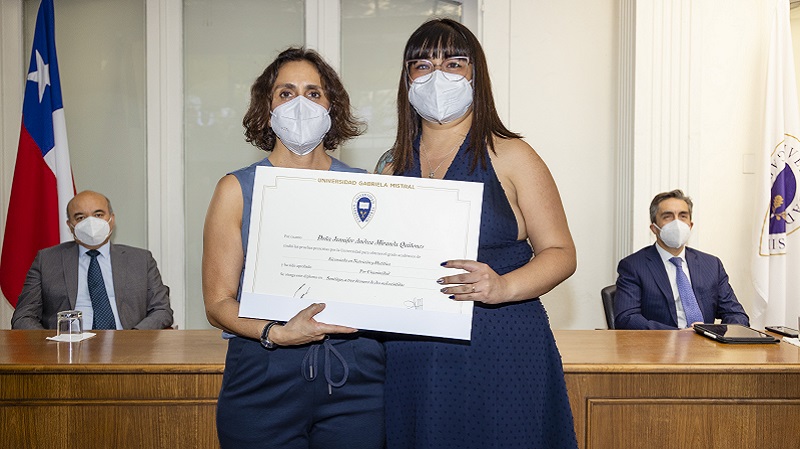 Foto 22 de 72: Galería de fotos Ceremonia de Titulación Escuela de Ciencias de la Salud (Primera Parte)