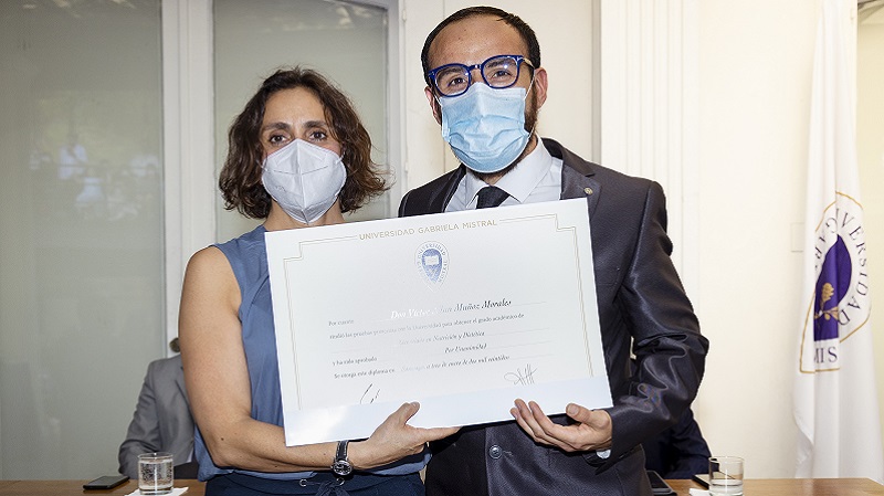 Foto 23 de 72: Galería de fotos Ceremonia de Titulación Escuela de Ciencias de la Salud (Primera Parte)