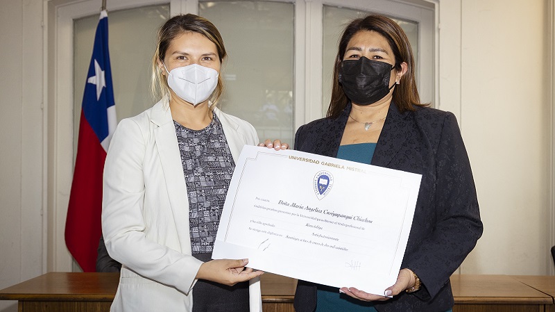 Foto 43 de 72: Galería de fotos Ceremonia de Titulación Escuela de Ciencias de la Salud (Primera Parte)