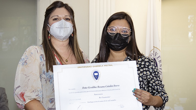 Foto 62 de 72: Galería de fotos Ceremonia de Titulación Escuela de Ciencias de la Salud (Primera Parte)
