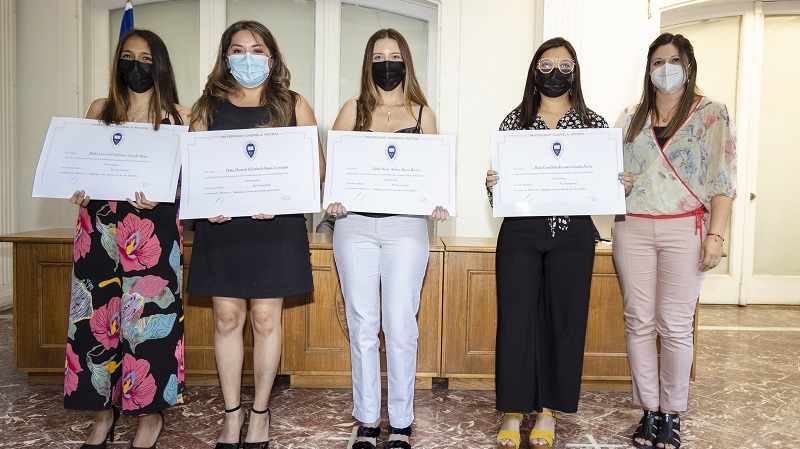 Foto 63 de 72: Galería de fotos Ceremonia de Titulación Escuela de Ciencias de la Salud (Primera Parte)