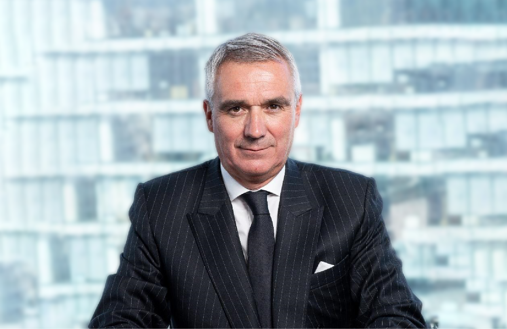 Imagen de la noticia: Carlos Molina, abogado egresado de la UGM, recibió reconocimiento internacional en el área de Arbitrajes