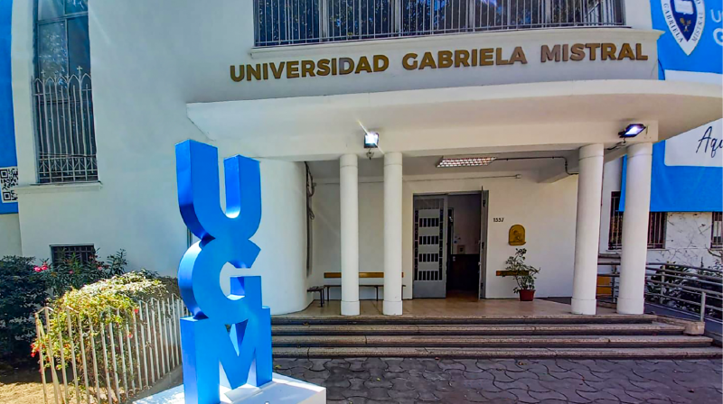 Foto 1 de 12: UGM inició Año Académico 2022 en nueva Casa Central