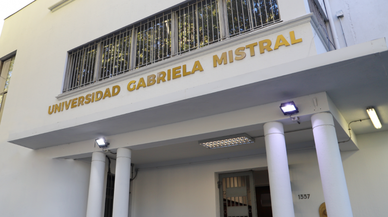 Foto 12 de 12: UGM inició Año Académico 2022 en nueva Casa Central