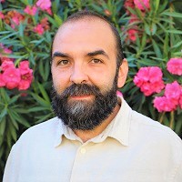 Imagen de la noticia: UGM crea comisión de trabajo para promover el desarrollo de la investigación universitaria