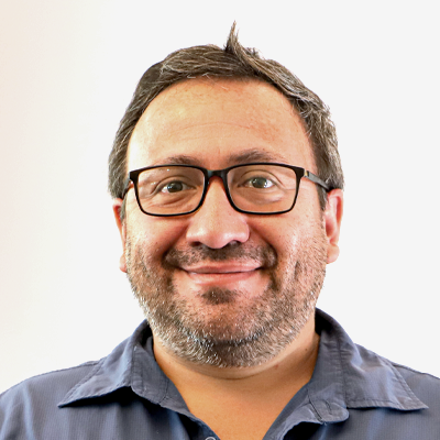Imagen de la noticia: Convenio fortalecerá inserción temprana de estudiantes de Diseño y Artes Digitales UGM en el mundo audiovisual