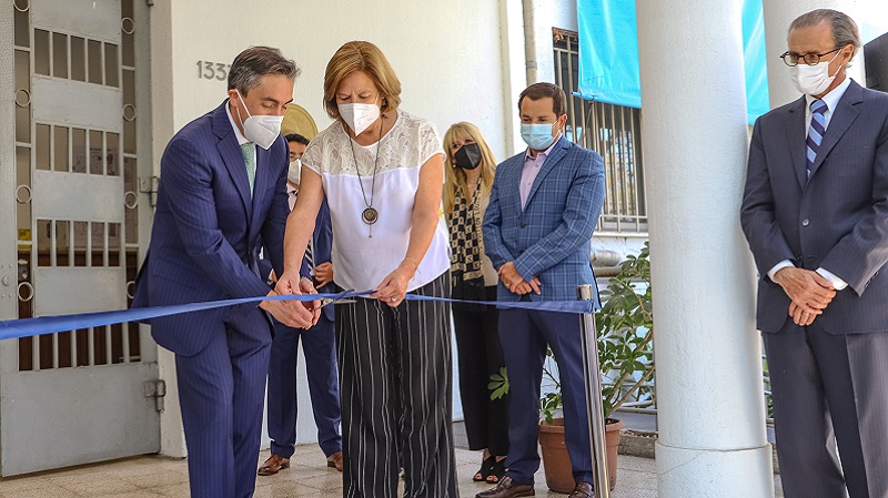 Foto 18 de 22: Universidad Gabriela Mistral inauguró su nueva Casa Central
