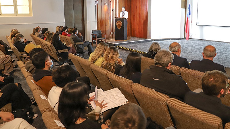 Foto 5 de 10: UGM inauguró Año Académico 2022 con Clase Magistral de la Presidenta de su Junta Directiva, Mariana Aylwin