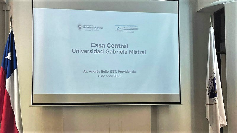 Foto 10 de 22: Universidad Gabriela Mistral inauguró su nueva Casa Central