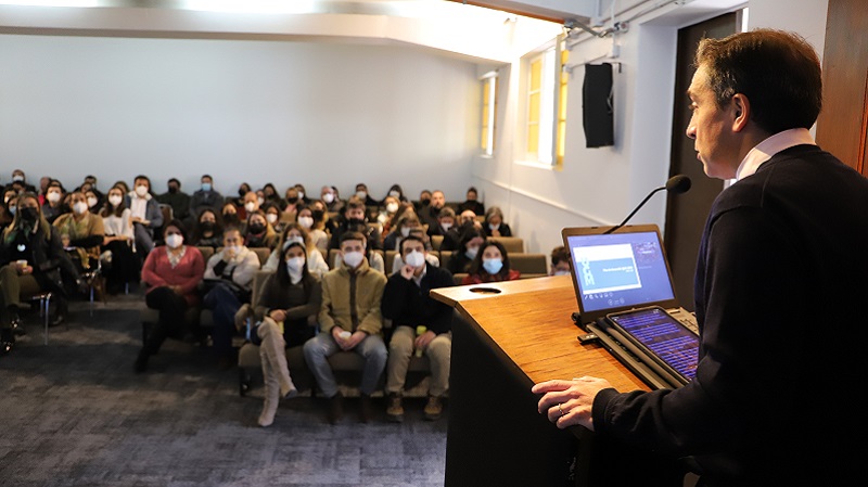 Foto 4 de 27: Universidad Gabriela Mistral realizó Jornada de Plan de Desarrollo 2025-2030
