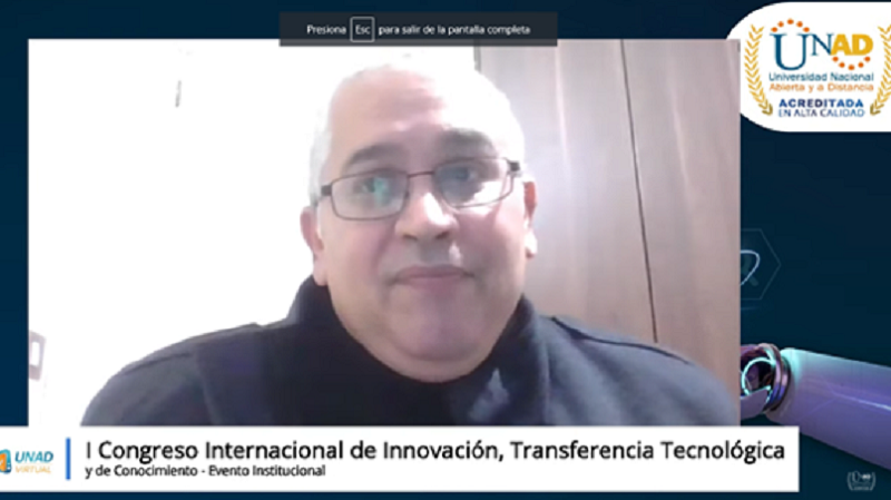 Foto 3 de 6: Director de Ingenierías de la U. Gabriela Mistral expuso en Congreso Internacional de Innovación Tecnológica
