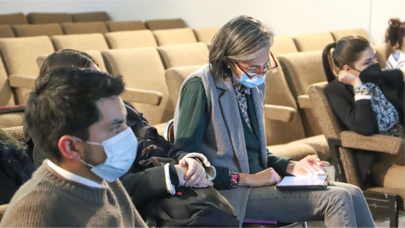Foto 7 de 14: Áreas de Investigación y Vinculación con el Medio realizaron jornada académica destinada a generar sinergias