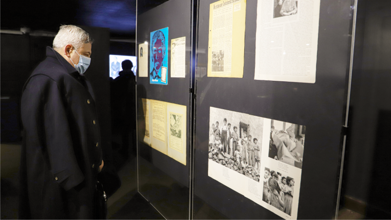Foto 14 de 18: UGM aportó textos y cintas de audio para exposición sobre Gabriela Mistral inaugurada en la USS